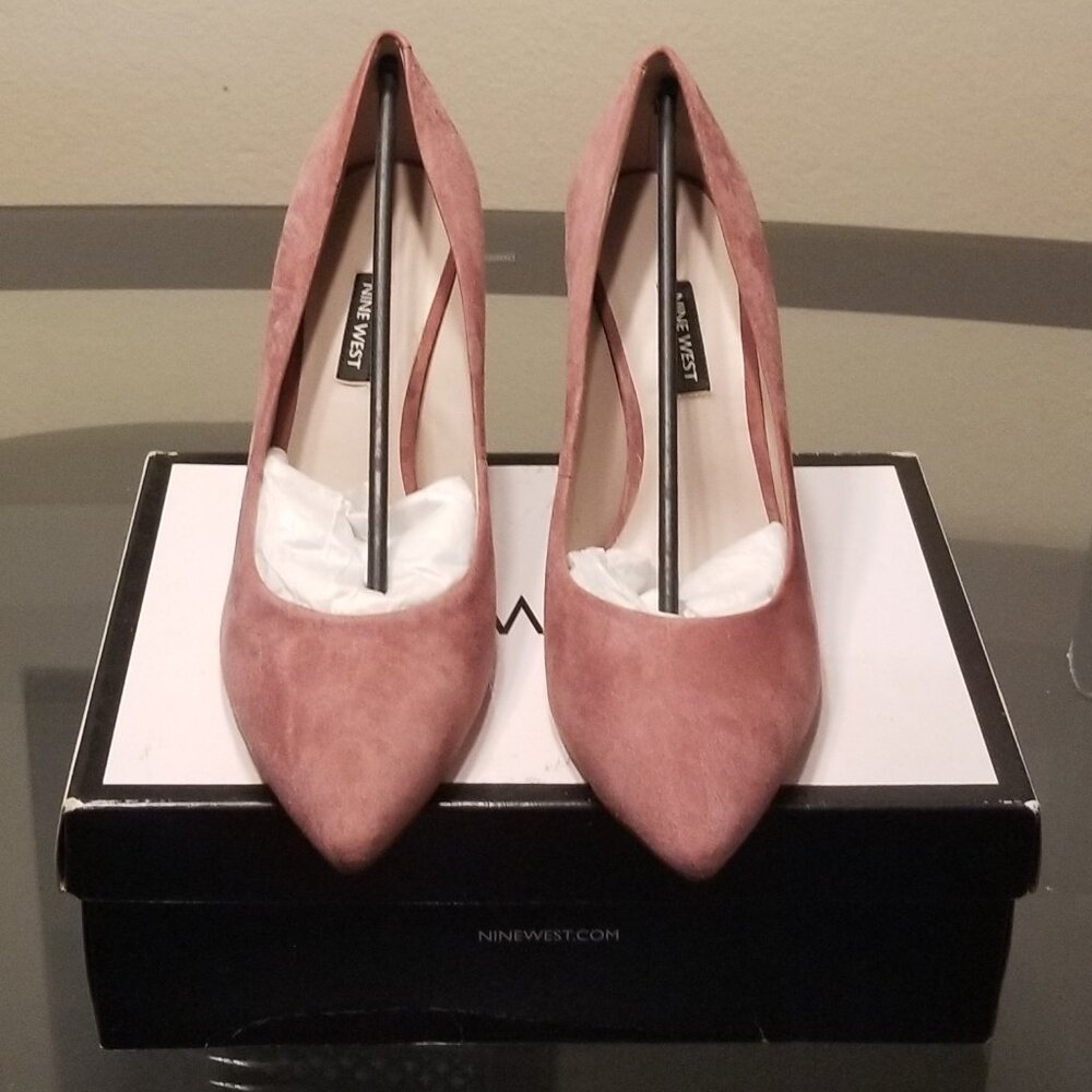 Nine West Flax Suede Pump Size 10